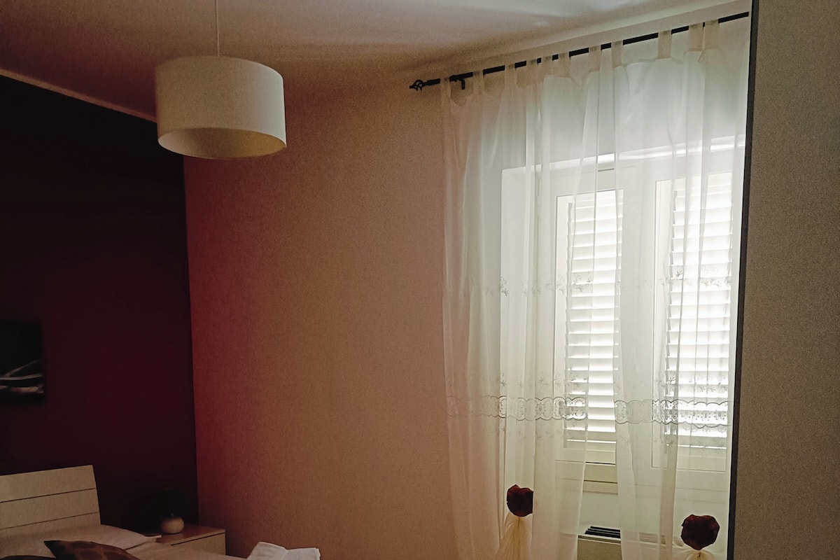 Down duvets, memory-foam beds, minibar, desk