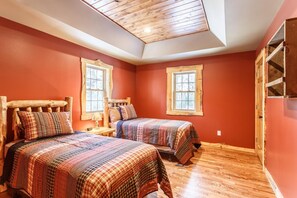 5 bedrooms, iron/ironing board, travel cot, free WiFi