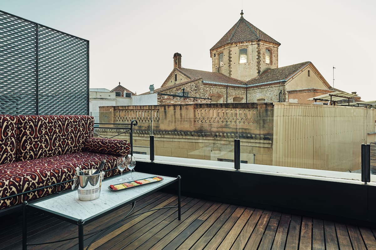 Suite, Terrace | City view