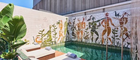 Poolbar