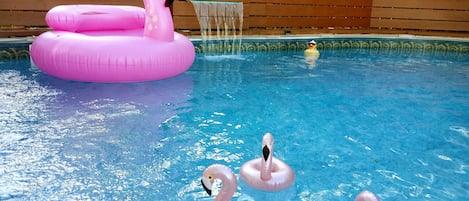 Piscine extérieure, piscine chauffée