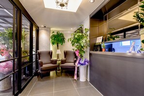 Reception - French Code Hotel (Changwon)
