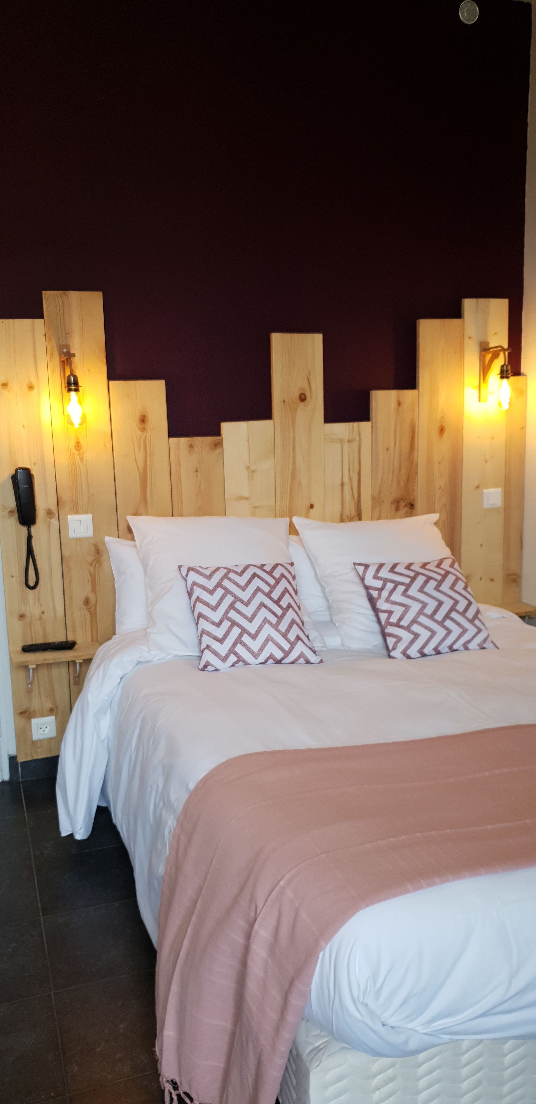 basic double room, balcony | individually decorated, individually furnished, blackout curtains