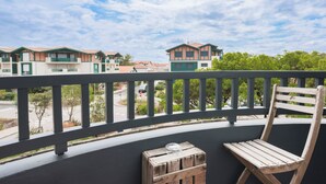 Basic Double Room, Balcony | Balcony view - Hôtel La Baïne (Capbreton)