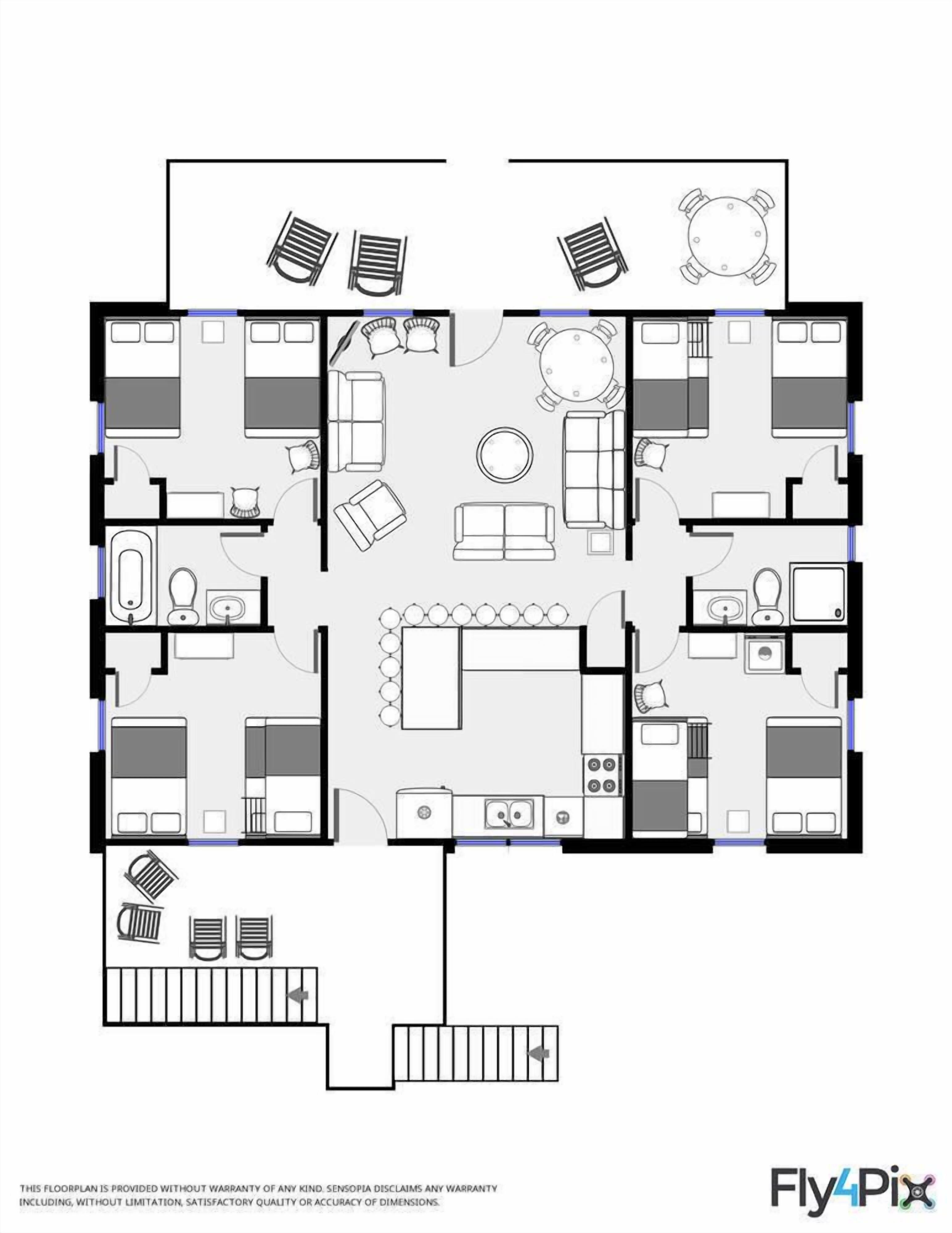 Een plattegrond van een hotel met meerdere slaapkamers, een keuken, een eethoek en een badkamer.