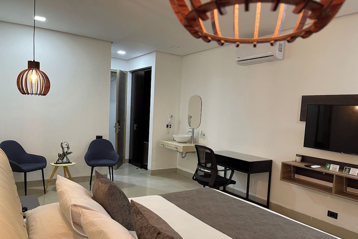 In-room safe, desk, iron/ironing board, free WiFi