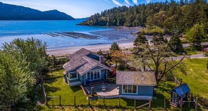 Orcas Island, Crescent Beach Cottage #252