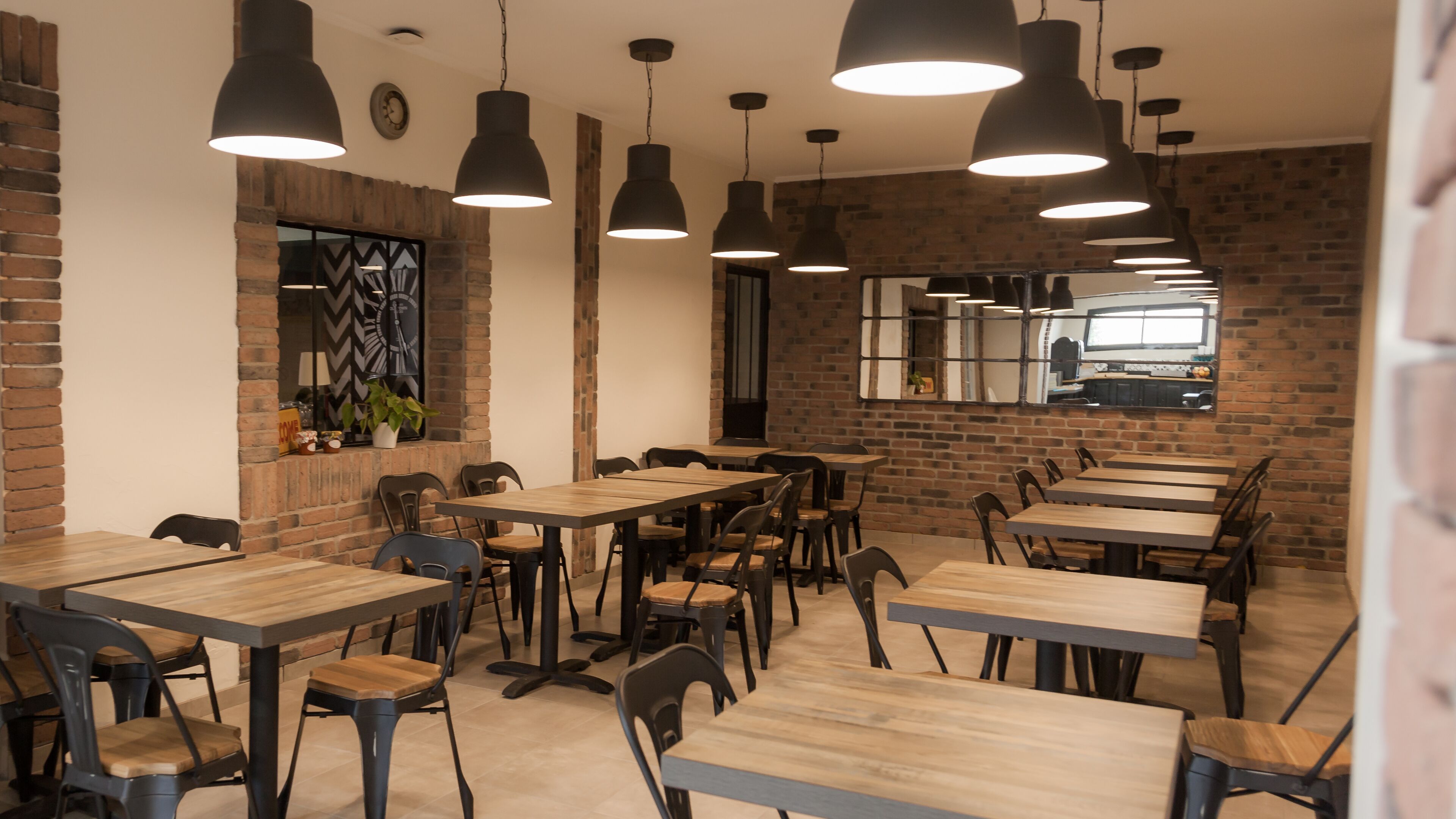 daily continental breakfast (eur 10.5 per person)