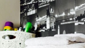 City Apartment, 1 Double Bed, Ensuite - Beautiful City Centre Apartment (Birmingham)