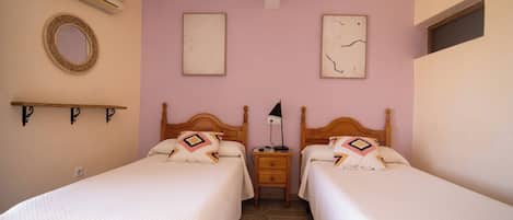 Comfort Twin Room | Memory foam beds, desk, WiFi (free)
