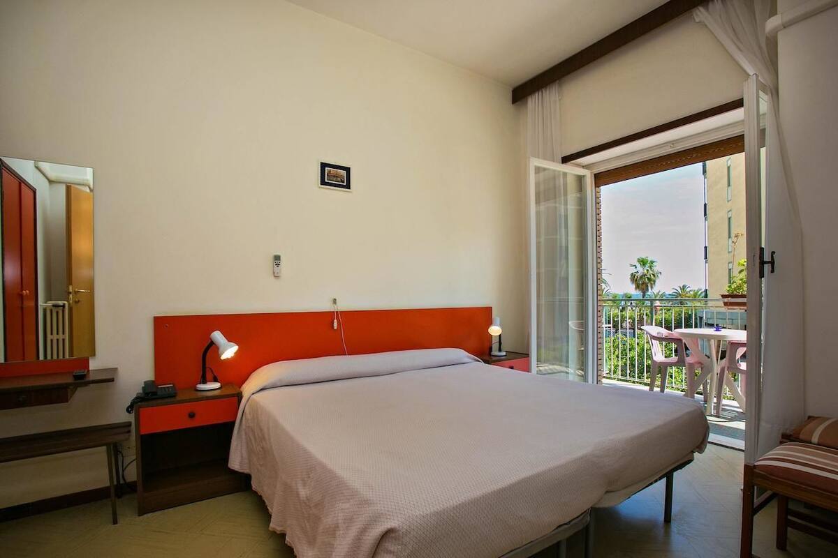 Habitación con 1 cama doble o 2 individuales | Cunas gratuitas y wifi gratis