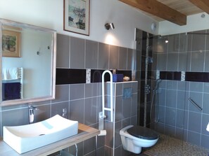 Deluxe-Doppelzimmer (Ellerslie) | Badezimmer