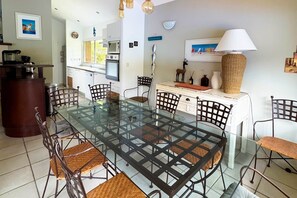Villa Collection Confort Forêt 4 pièces 8 personnes | 거실 공간 | 평면 TV, 벽난로