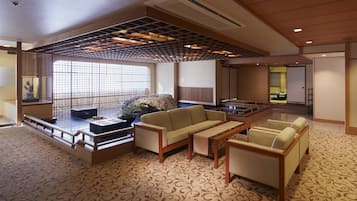 Sala de estar en el lobby