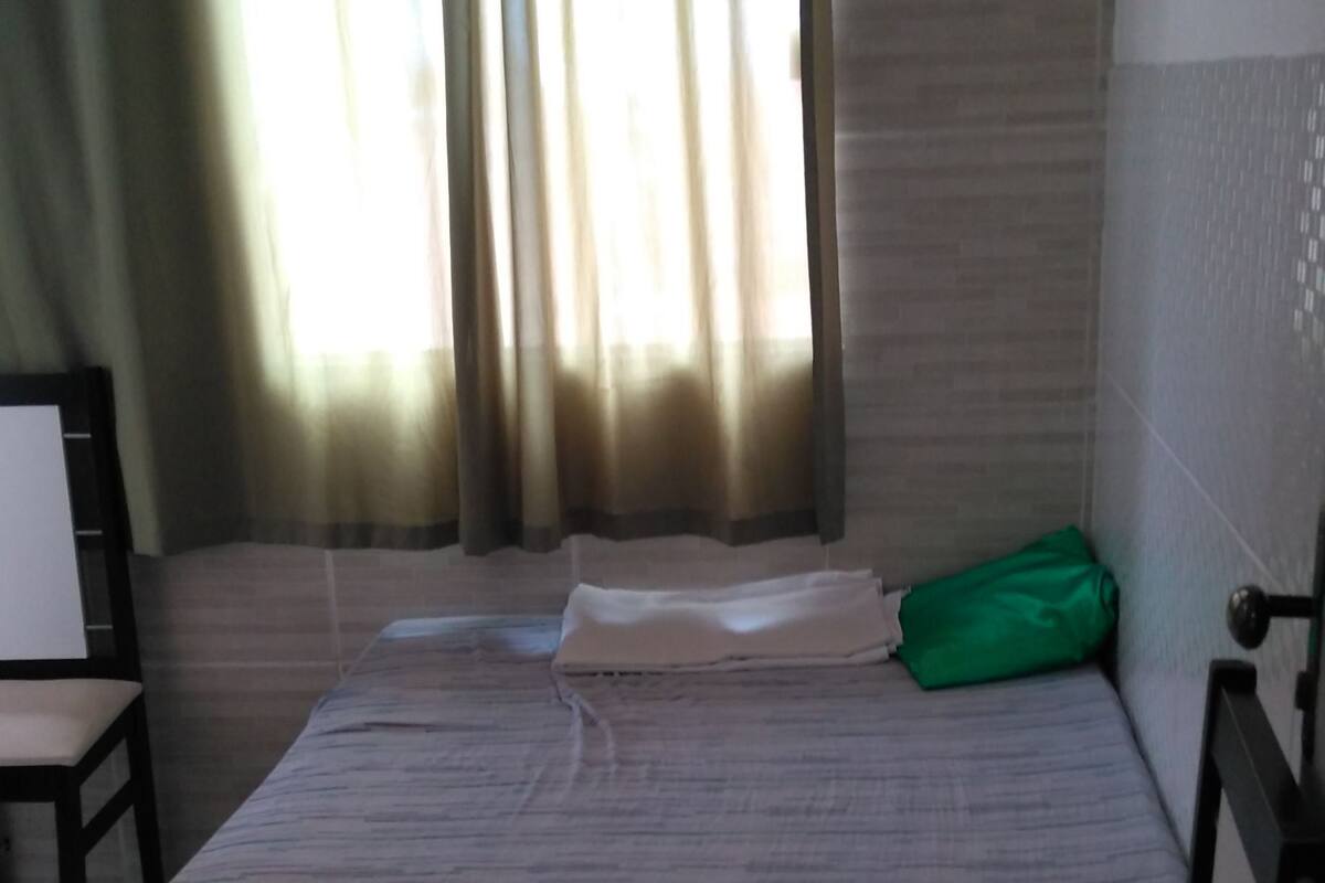 Apartment (3 pax) | Iron/ironing board, free WiFi, bed sheets