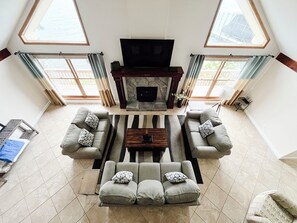 Smart TV, fireplace, DVD player, ping pong