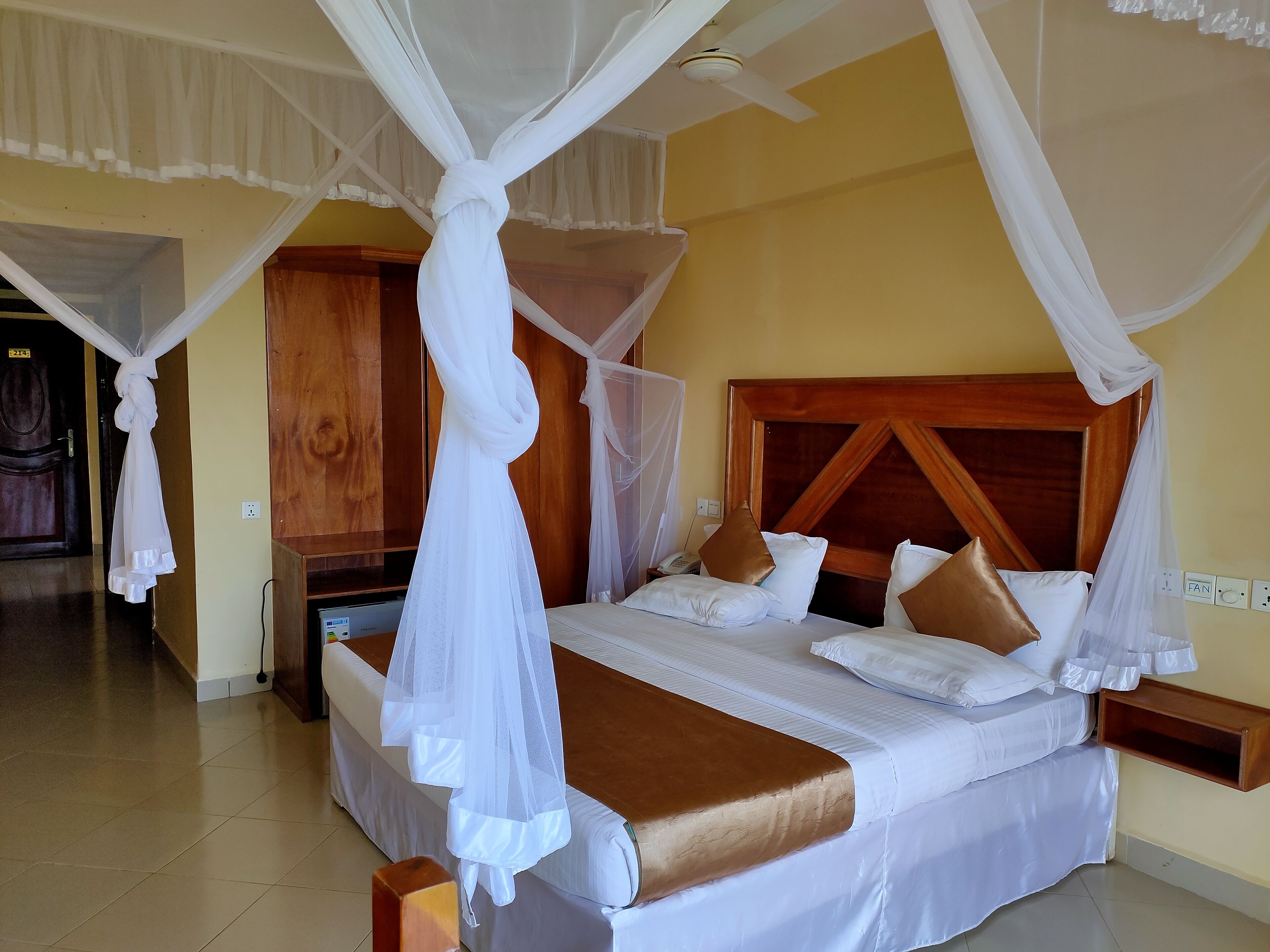 Photo - Pulickal Airport Hotel