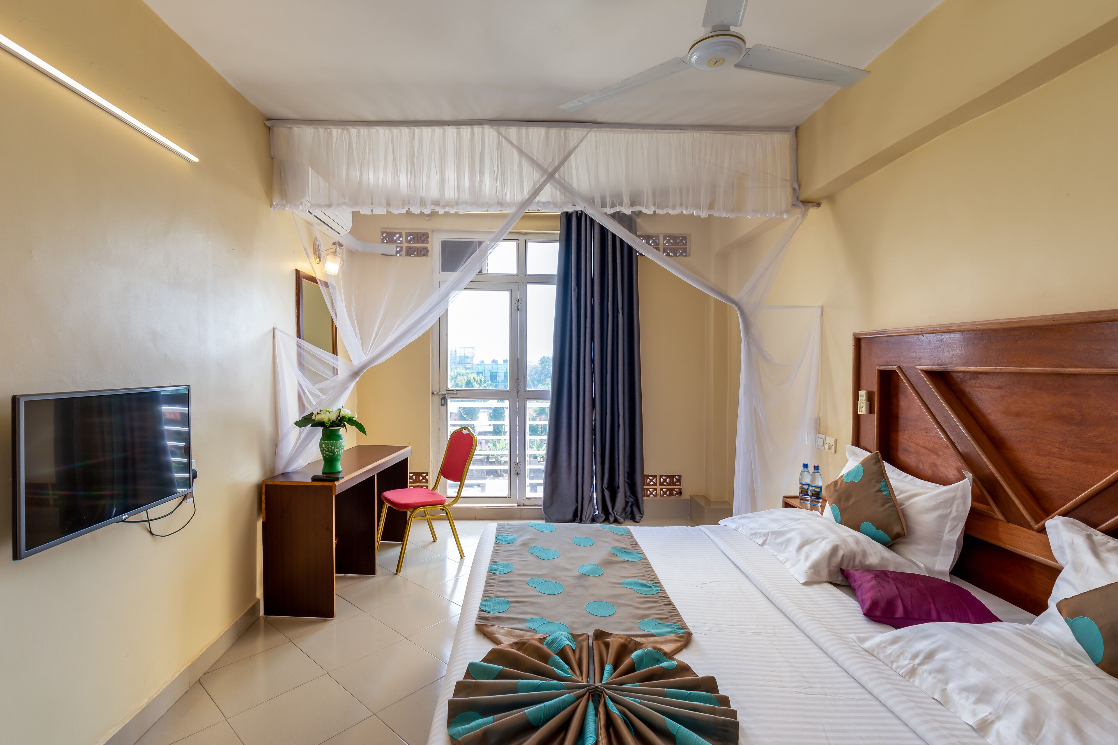 standard double room single use | view from room