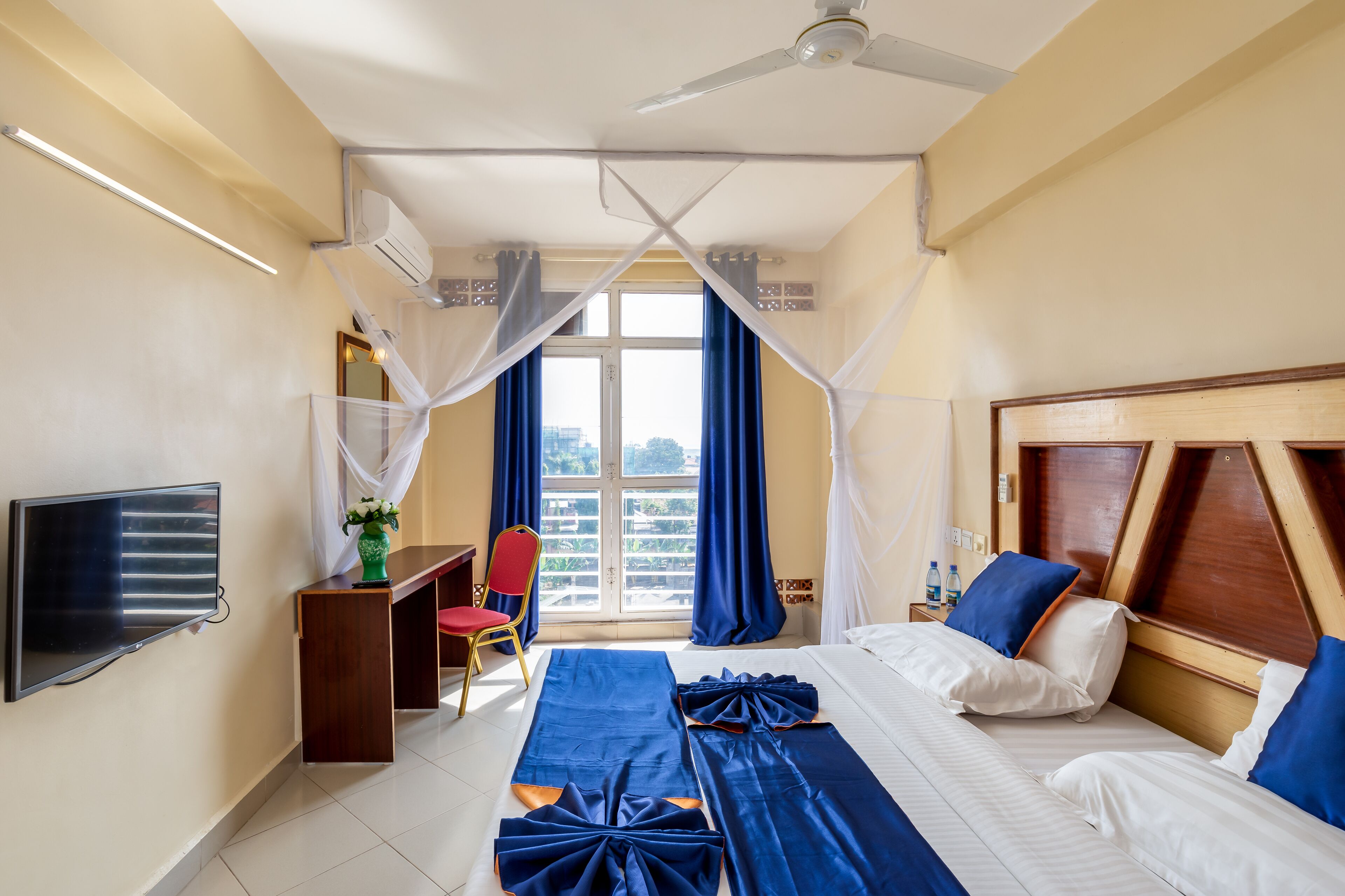 1 bedroom, in-room safe, individually furnished, desk