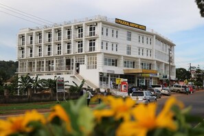 Front of property - Pulickal Airport Hotel (Entebbe)