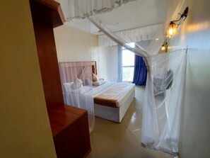 Chambre Simple Supérieure, 1 chambre