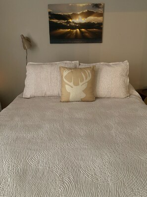 1 室のベッドルーム、アイロン / アイロン台、WiFi、ベッドシーツ