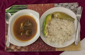 Free daily continental breakfast  - Sunrise Apartments Hotel (Fort Portal)