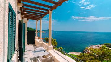 Superior room, Terrace, Sea view | Balcony