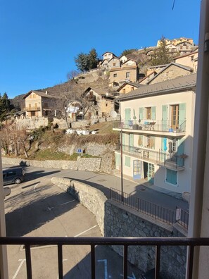 Double Room, Balcony | Laptop workspace, soundproofing, iron/ironing board, cots/infant beds -  Hostellerie de Rimplas (Rimplas)