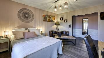 Chambre Double Supérieure | Décoration personnalisée, ameublement personnalisé, bureau