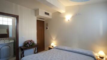 Tweepersoonskamer | Gratis wifi, beddengoed