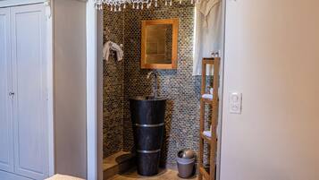 Camera doppia (Juliette) | Bagno | Doccia, asciugacapelli, asciugamani