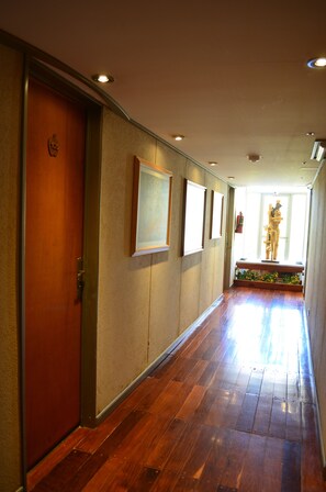 Hallway - Hotel Huemul (General Roca)