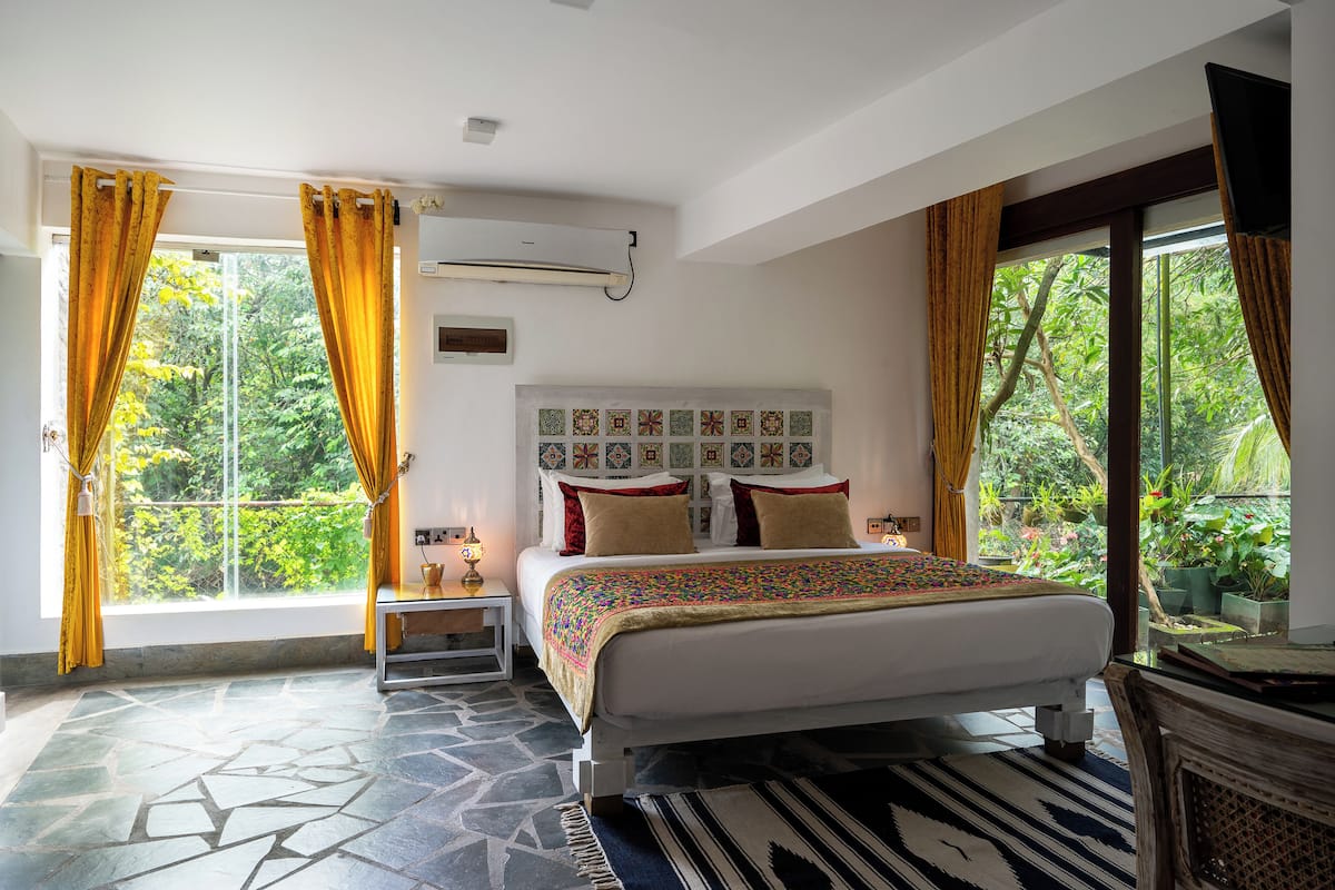 Doppia Deluxe, vista giardino, lato lago | Biancheria da letto di alta qualità, materassi a doppio strato, minibar