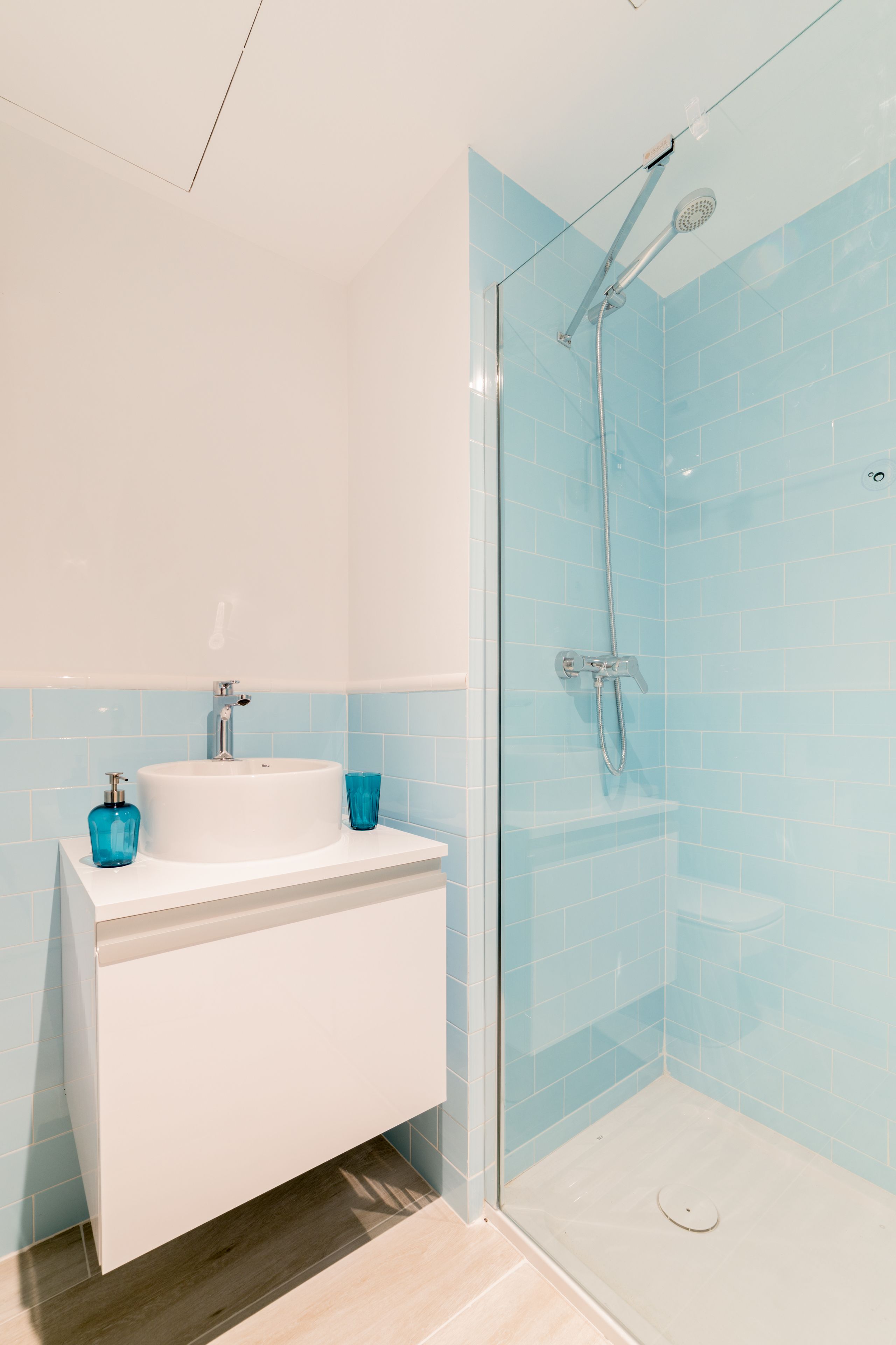 apartment, 1 bedroom | bathroom | shower, free toiletries, hair dryer, towels