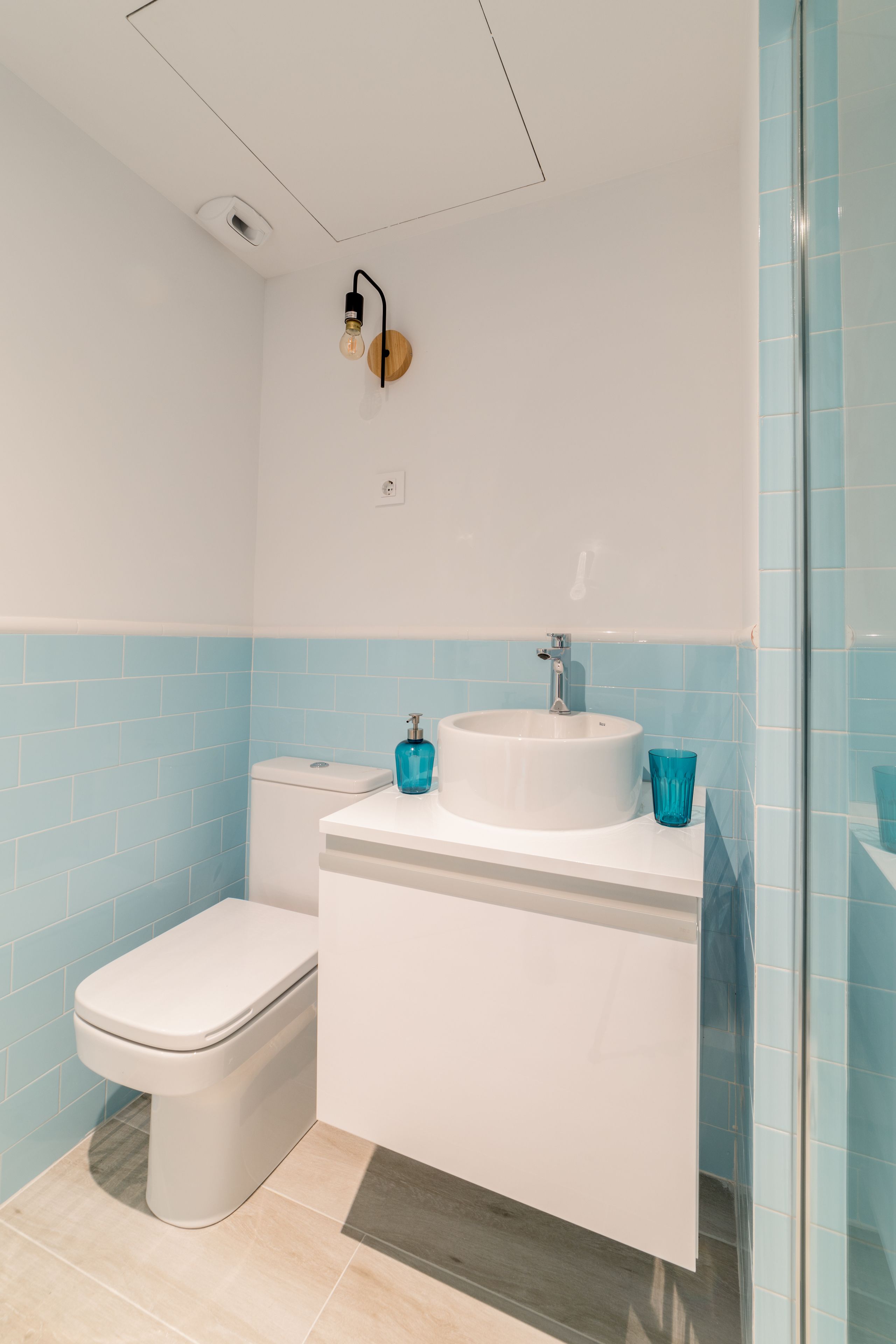 apartment, 1 bedroom | bathroom | shower, free toiletries, hair dryer, towels