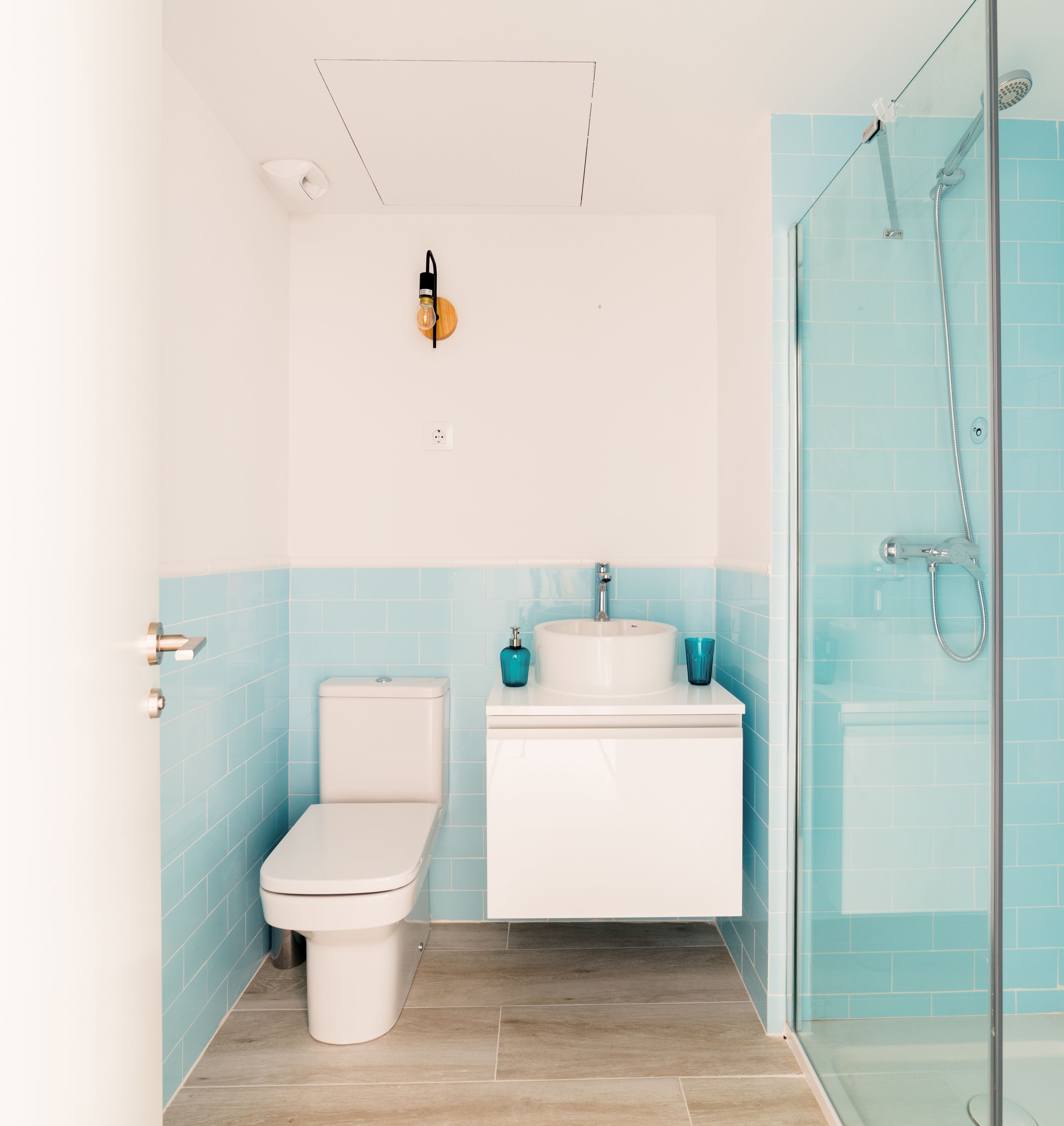 apartment, 1 bedroom | bathroom | shower, free toiletries, hair dryer, towels