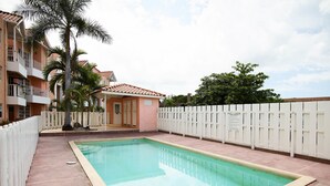 Pool - The Oasis at Marley Manor (Kingston)