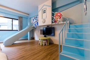 Family Room, 1 Bedroom, Courtyard View | Children's theme room - DAN DAN Bed and breakfast (Dongshan)