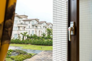 Family Double Room, 1 Bedroom, Courtyard View | Children's theme room - DAN DAN Bed and breakfast (Dongshan)