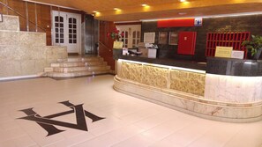 Check-in/check-out kiosk - Hotel Verona (Puertollano)