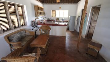 Family Villa, 2 Bedrooms, Ocean View, Beachfront | Lobby lounge