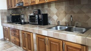 Family Condo, 3 Bedrooms | Private kitchen - Arcoiris Dreams by Playa Paradise (Playa del Carmen)