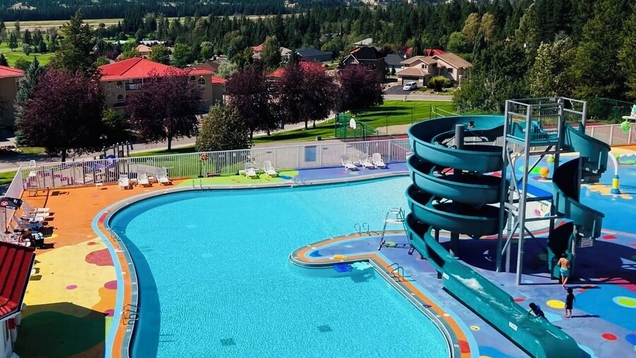 Mountain View Resort and Suites at Fairmont Hot Springs