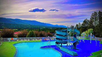 Seasonal outdoor pool