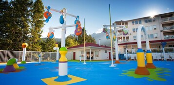 Children's play area - outdoor