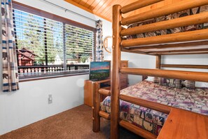 獨棟房屋, 多張床, 非吸煙房 | 2 間臥室、獨特裝潢、布置獨特、床單