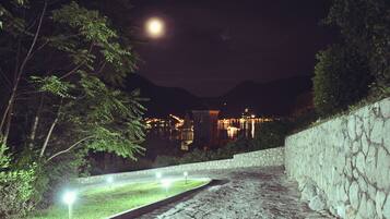 EntrĂ©e de lâhĂ©bergement