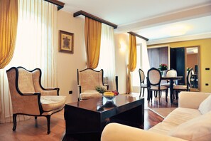 Televisión de pantalla plana