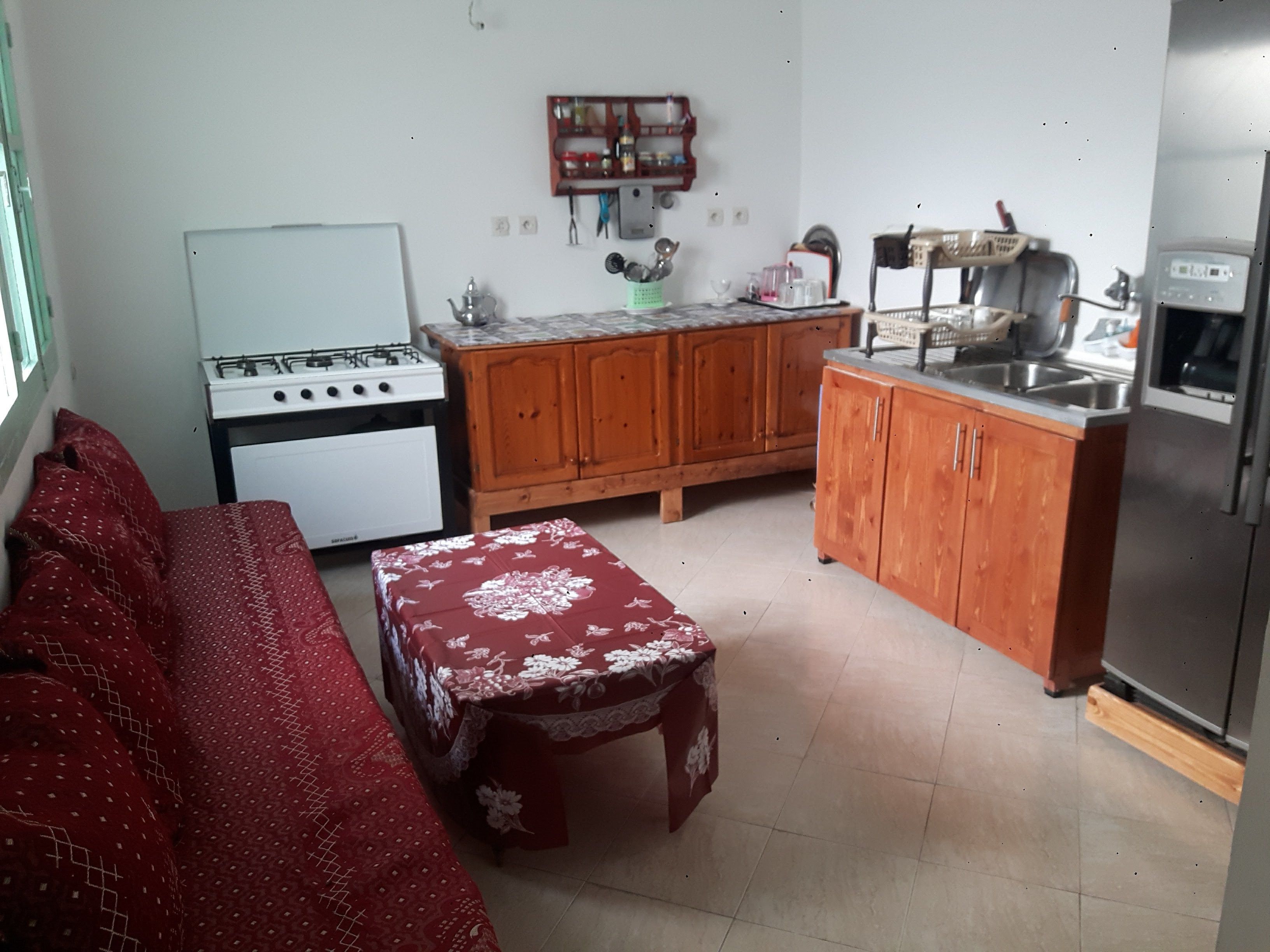 apartment | private kitchen | fridge, oven, stovetop, coffee/tea maker